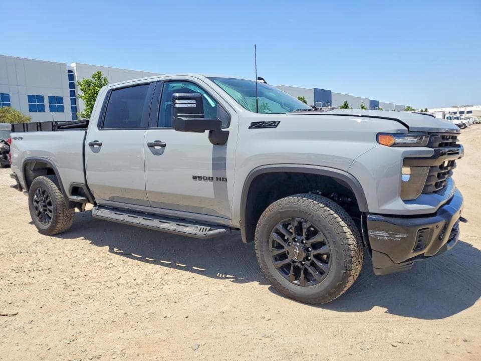 2025 CHEVROLET SILVERADO K2500 CUSTOM 4