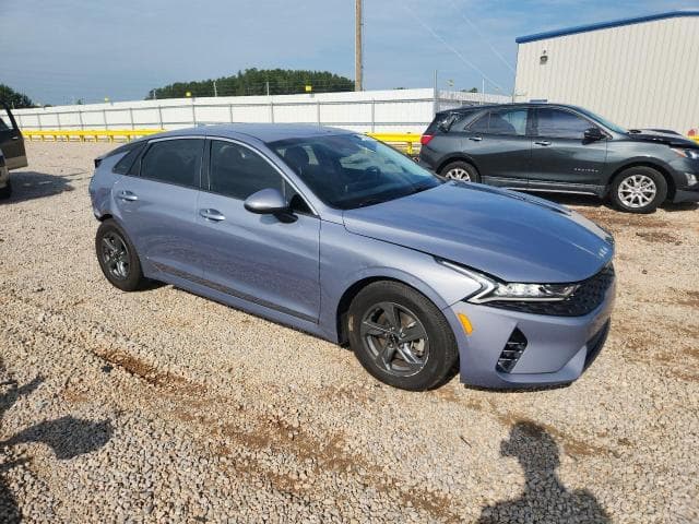 2022 KIA K5 LX 4