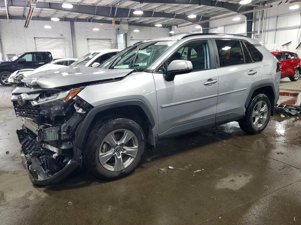 2022 TOYOTA RAV4 XLE XLE - 1