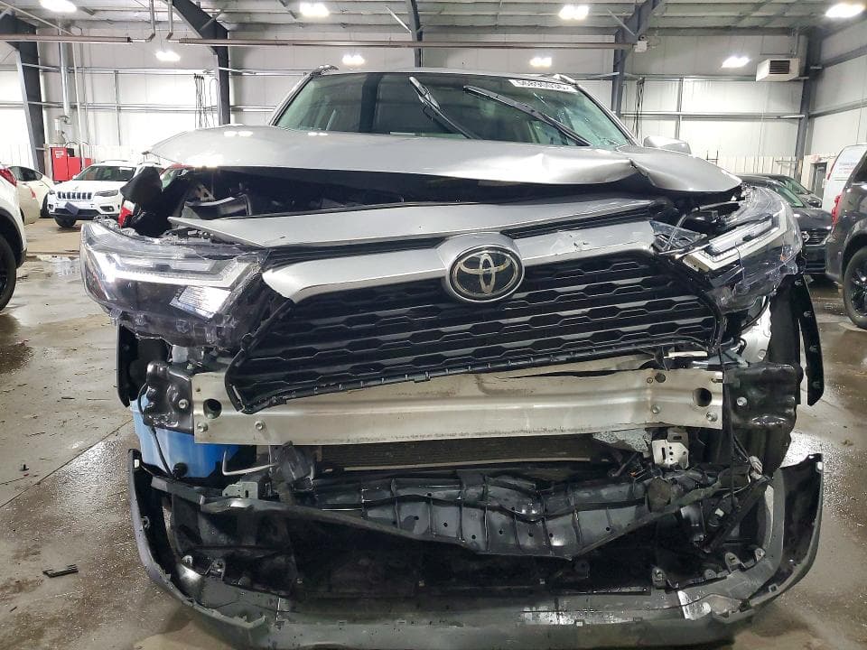 2022 TOYOTA RAV4 XLE XLE 5