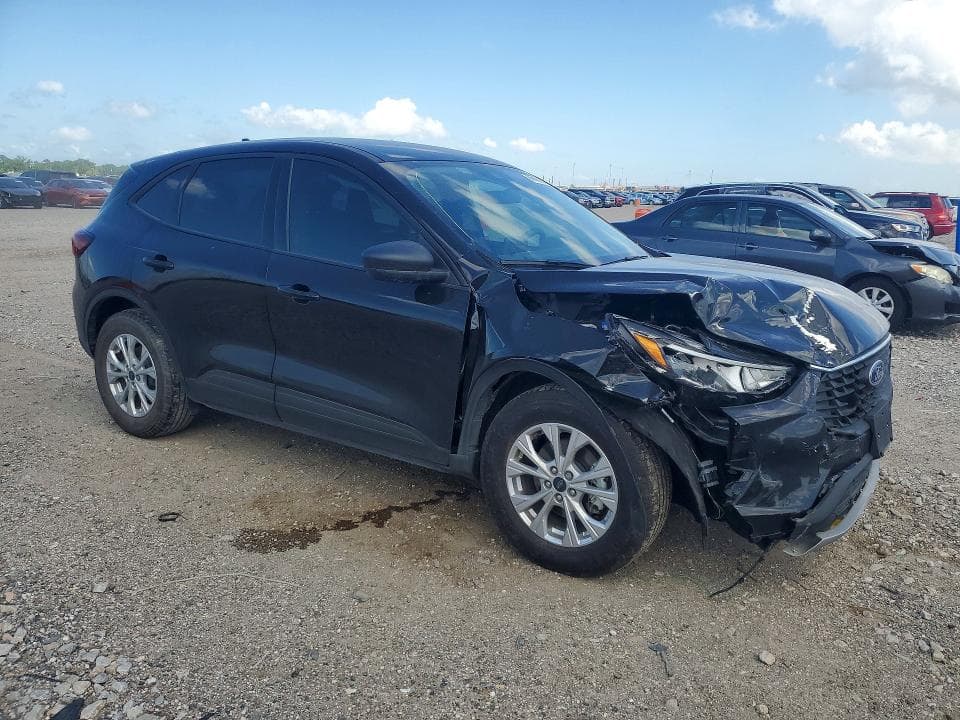 2026 FORD ESCAPE 4