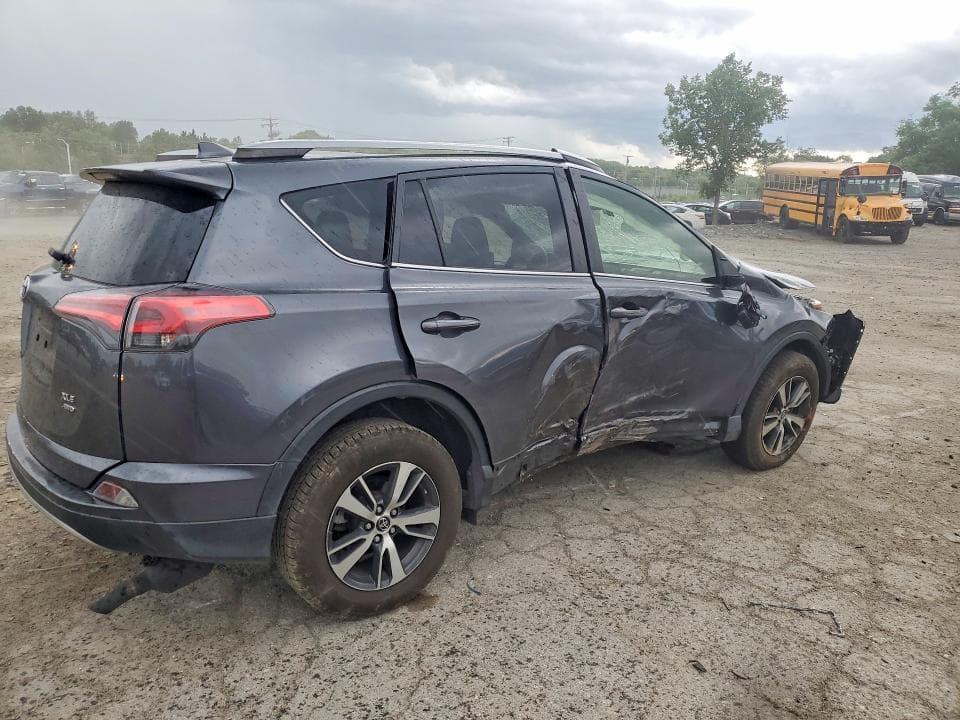 2017 TOYOTA RAV4 XLE XLE 3