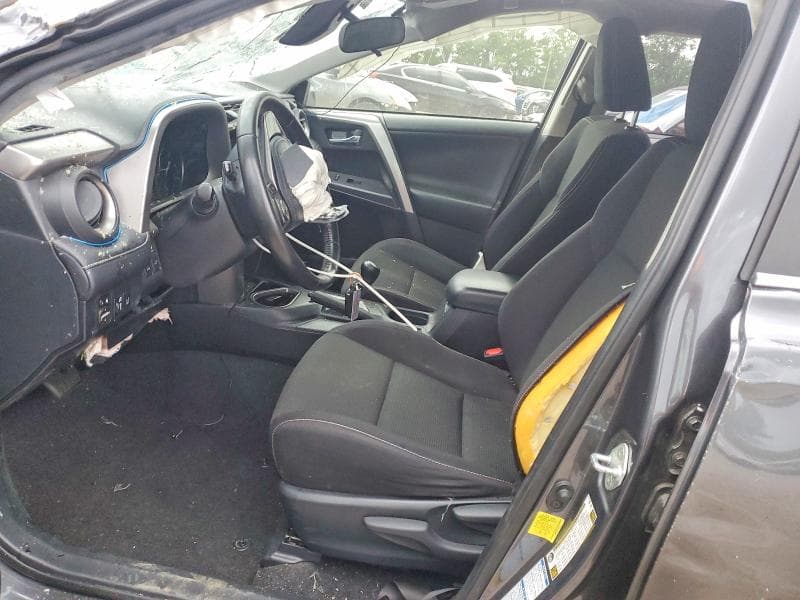 2017 TOYOTA RAV4 XLE XLE 7