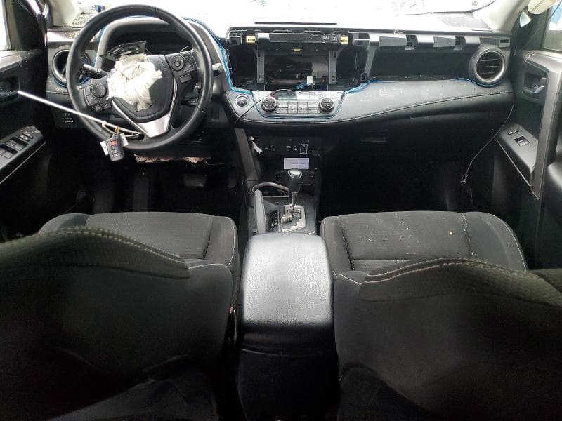 2017 TOYOTA RAV4 XLE XLE 8