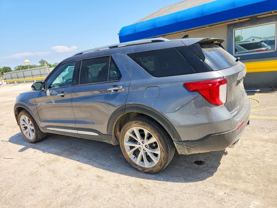 2023 FORD EXPLORER PLATINUM 2