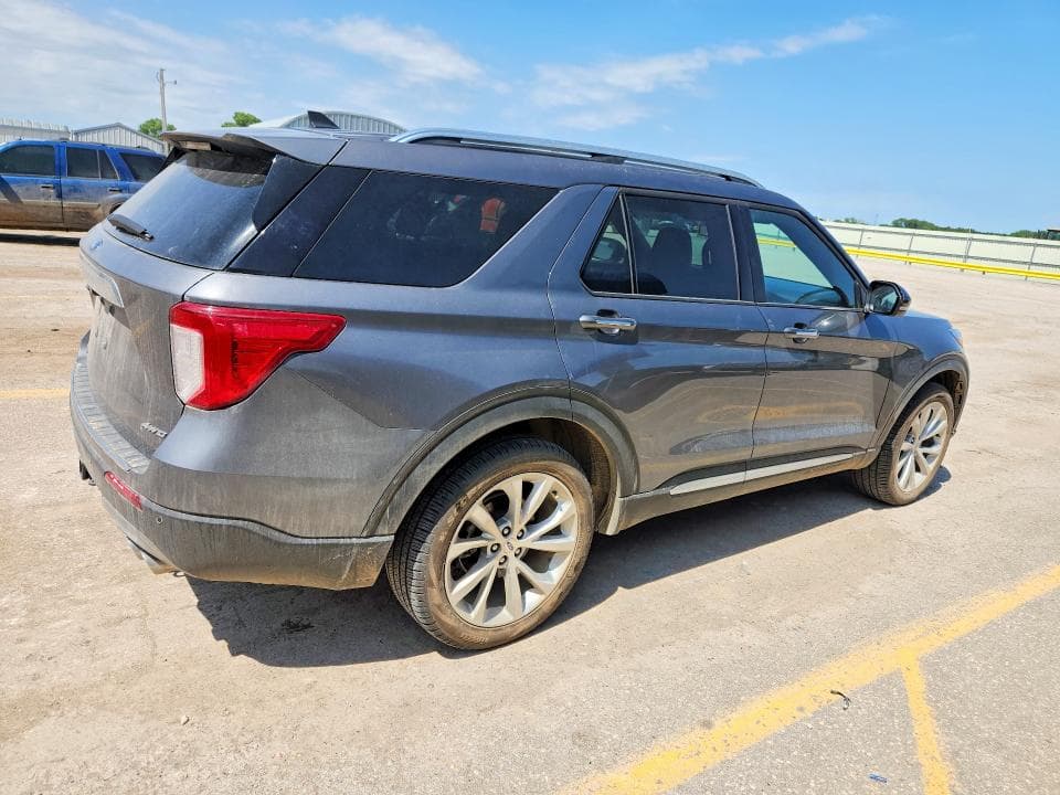 2023 FORD EXPLORER PLATINUM 3