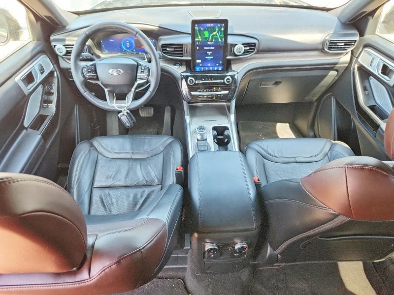 2023 FORD EXPLORER PLATINUM 8