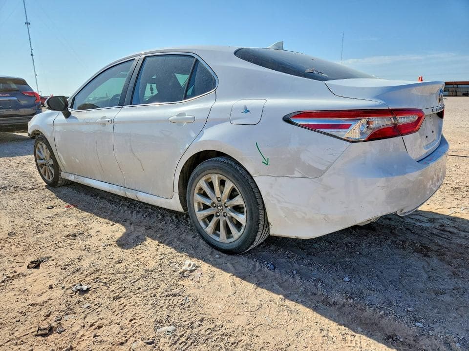 2020 TOYOTA CAMRY LE LE 2