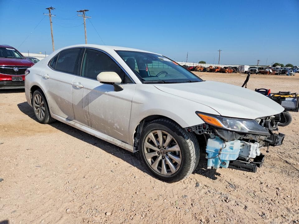 2020 TOYOTA CAMRY LE LE 4