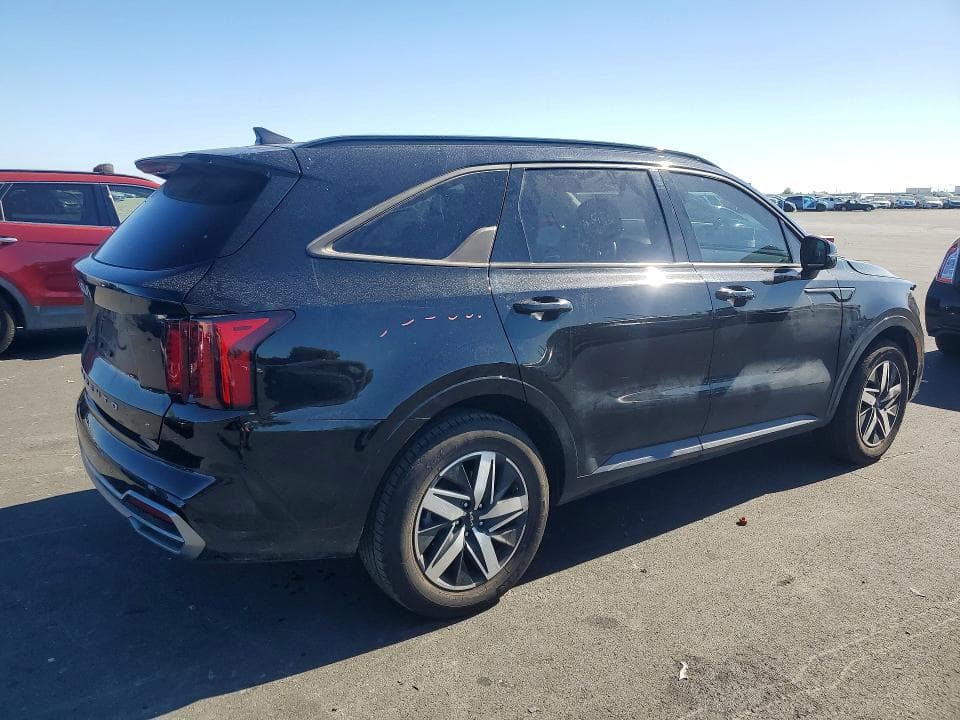 2022 KIA SORENTO S 3