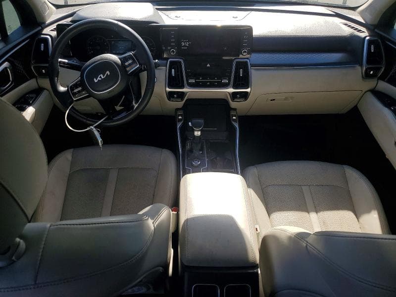 2022 KIA SORENTO S 8