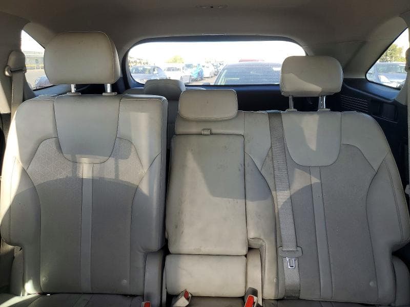 2022 KIA SORENTO S 10