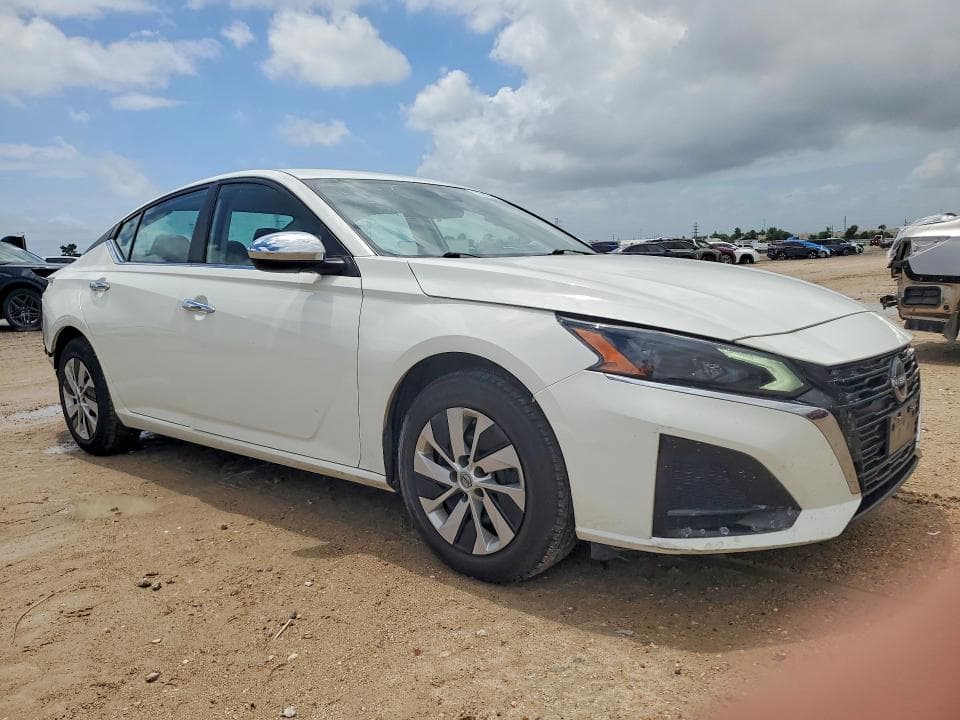 2024 NISSAN ALTIMA S 4