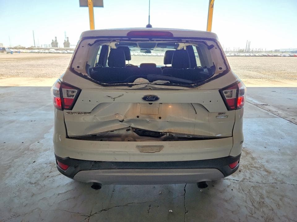 2017 FORD ESCAPE SE 6