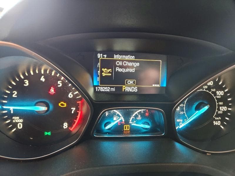 2017 FORD ESCAPE SE 9
