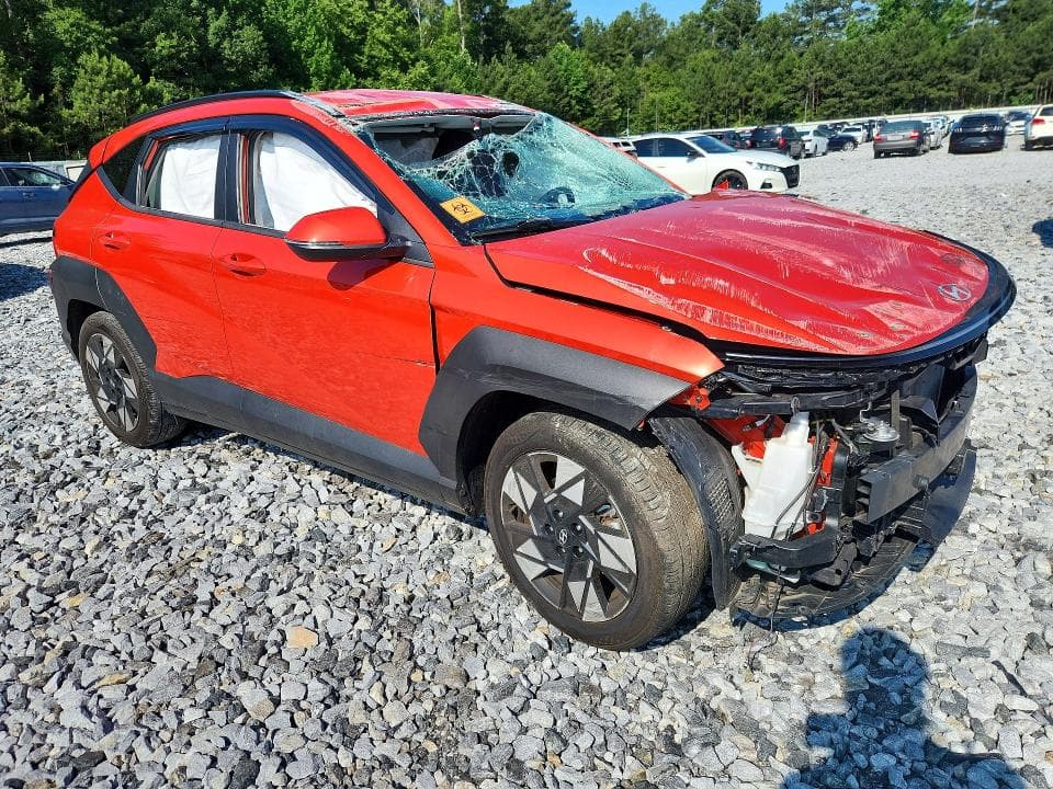2024 HYUNDAI KONA SEL 4
