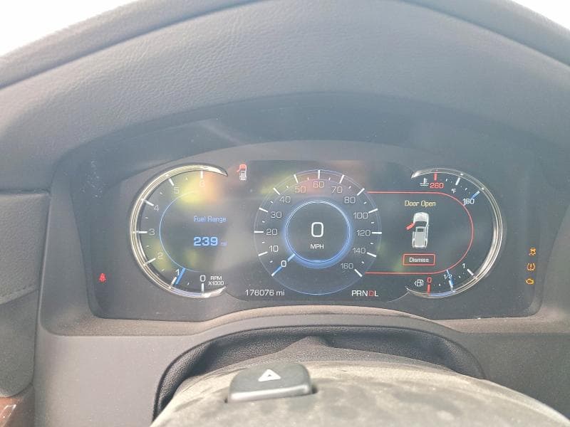 2018 CADILLAC ESCALADE ESV 9
