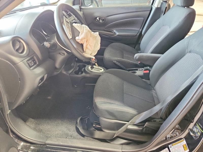 2019 NISSAN VERSA SV 7