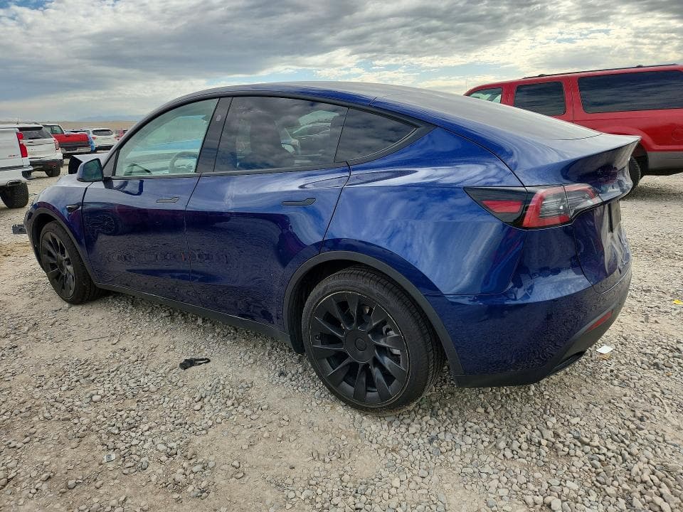 2023 TESLA MODEL Y 2