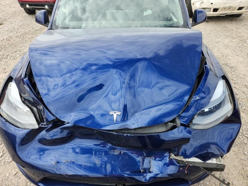 2023 TESLA MODEL Y 11