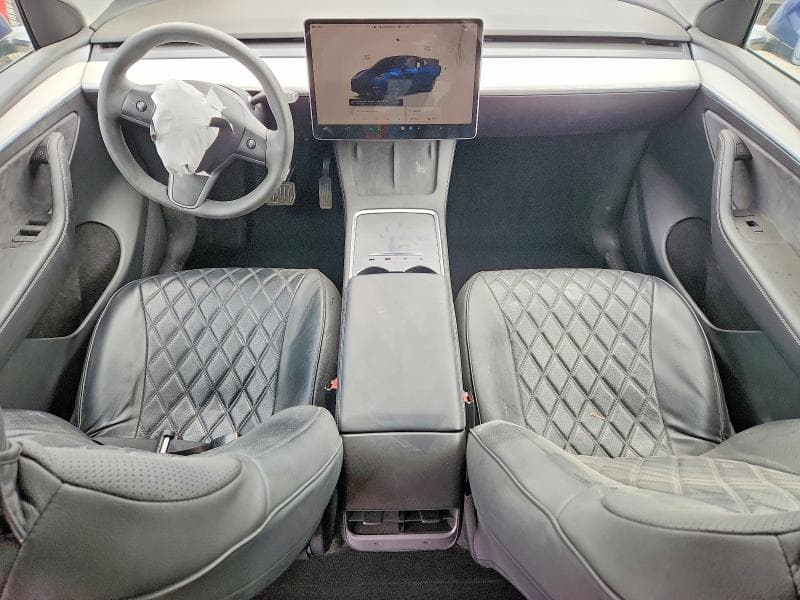 2023 TESLA MODEL Y 8