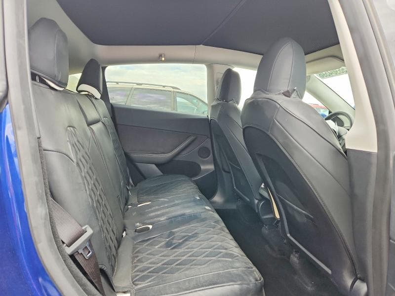 2023 TESLA MODEL Y 10
