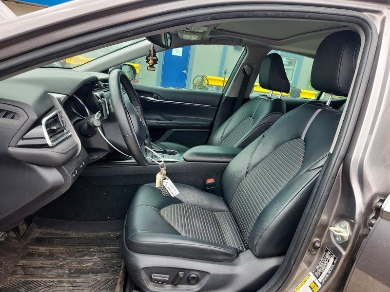 2018 TOYOTA CAMRY SE 7