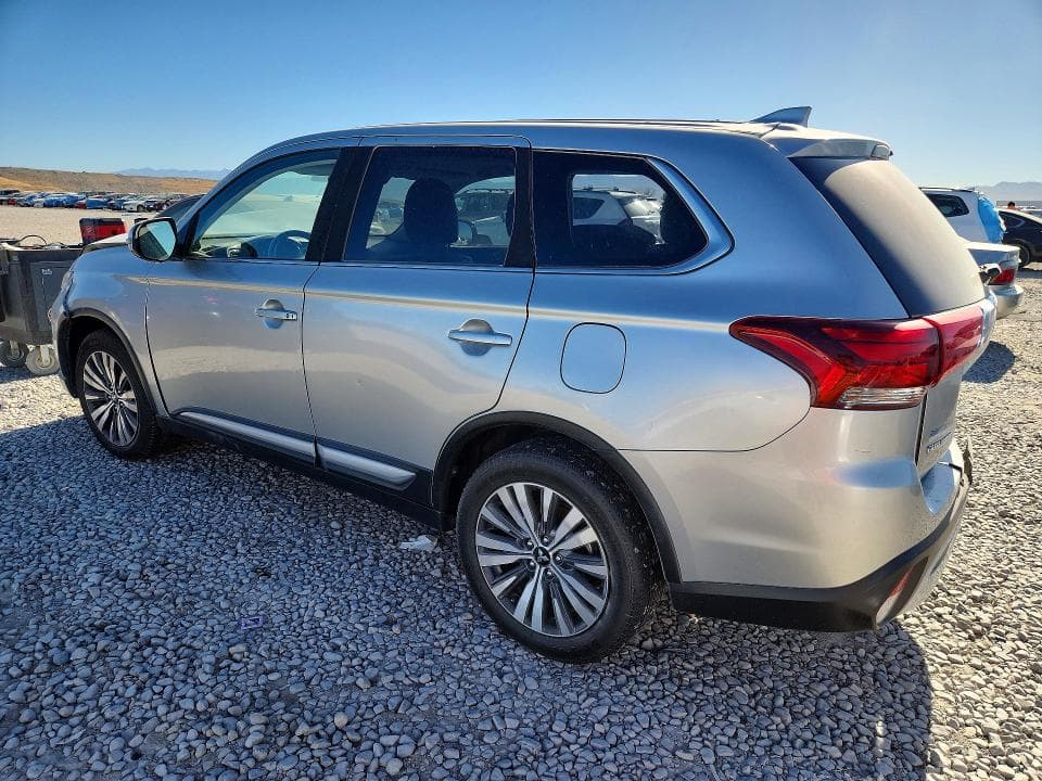 2020 MITSUBISHI OUTLANDER SE 2