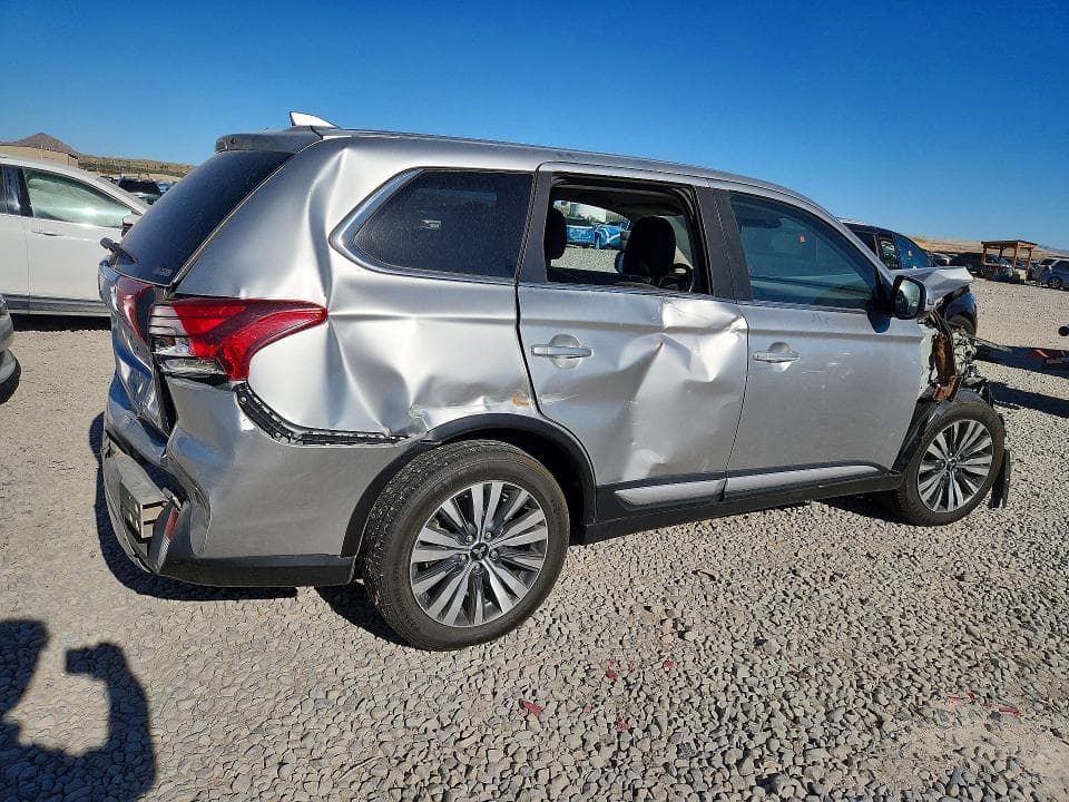 2020 MITSUBISHI OUTLANDER SE 3
