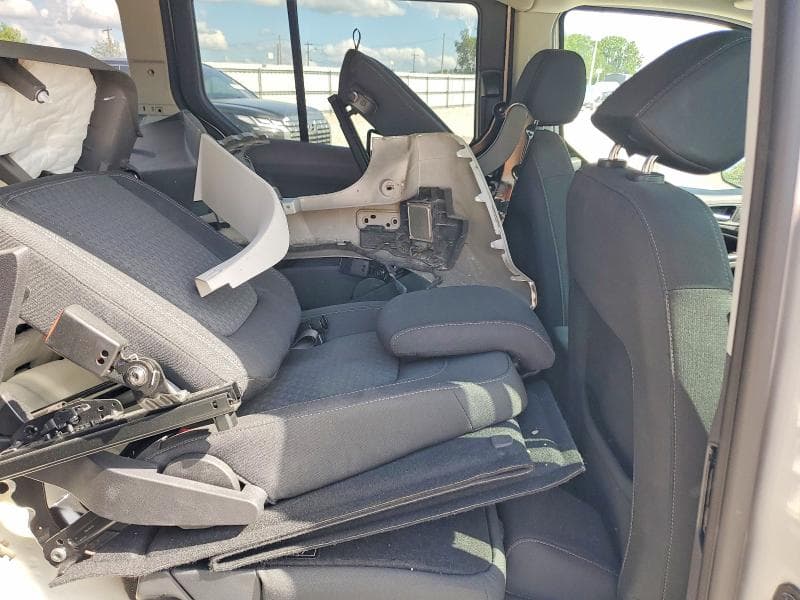 2022 FORD TRANSIT CONNECT XLT 11