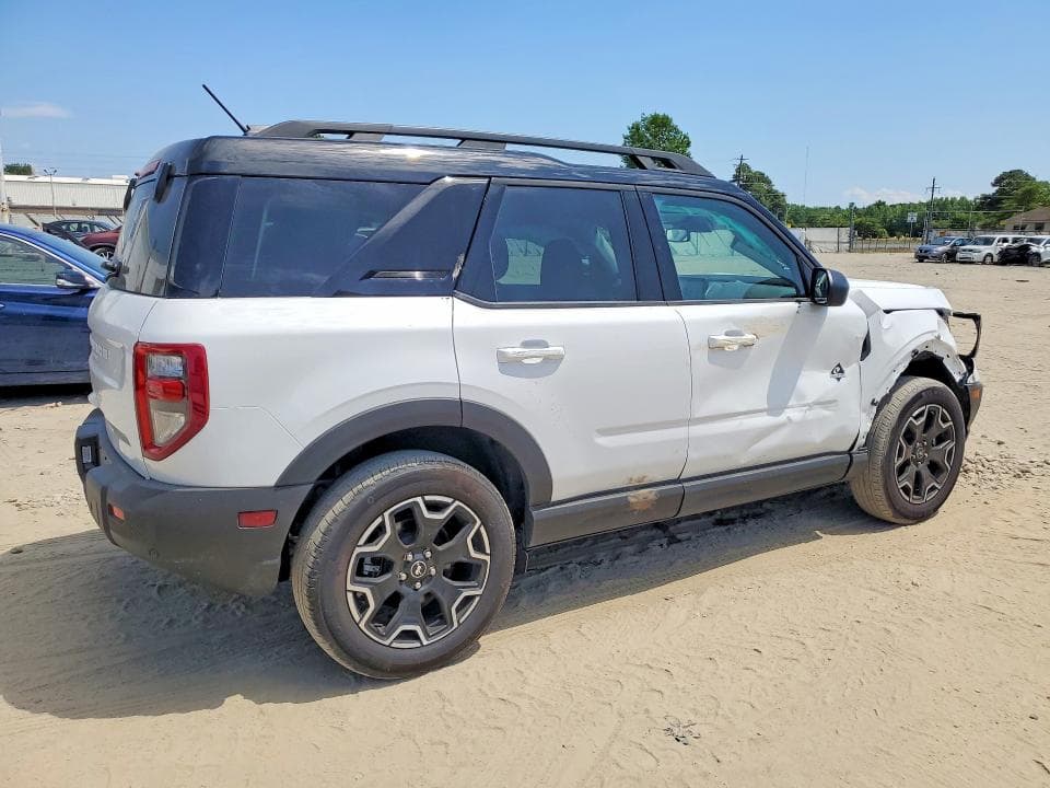 2025 FORD BRONCO SPORT OUTER BANKS OUTER BANKS 3