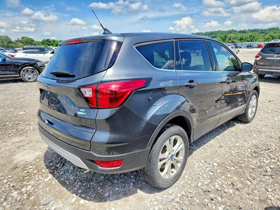 2019 FORD ESCAPE 3