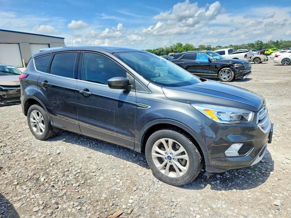 2019 FORD ESCAPE 4