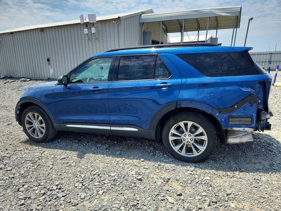 2022 FORD EXPLORER XLT 2
