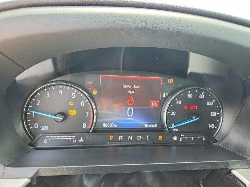 2022 FORD EXPLORER XLT 9