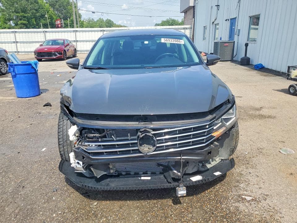 2017 VOLKSWAGEN PASSAT R-LINE R-LINE 5