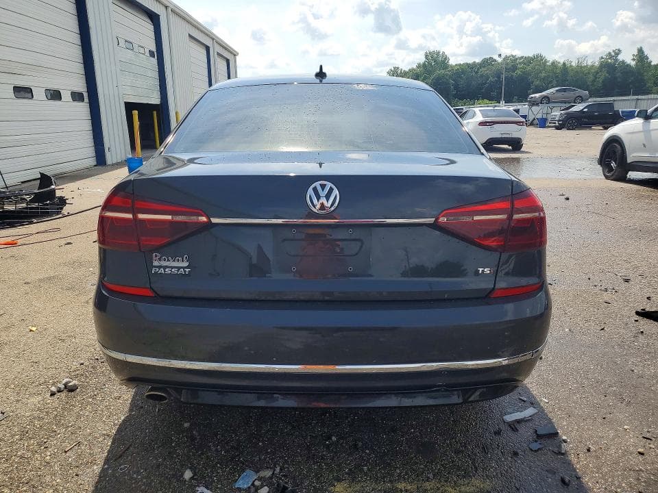 2017 VOLKSWAGEN PASSAT R-LINE R-LINE 6