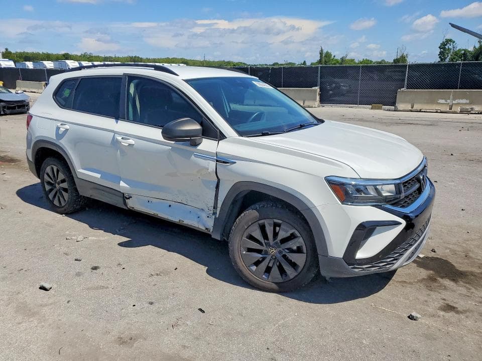 2023 VOLKSWAGEN TAOS S 4