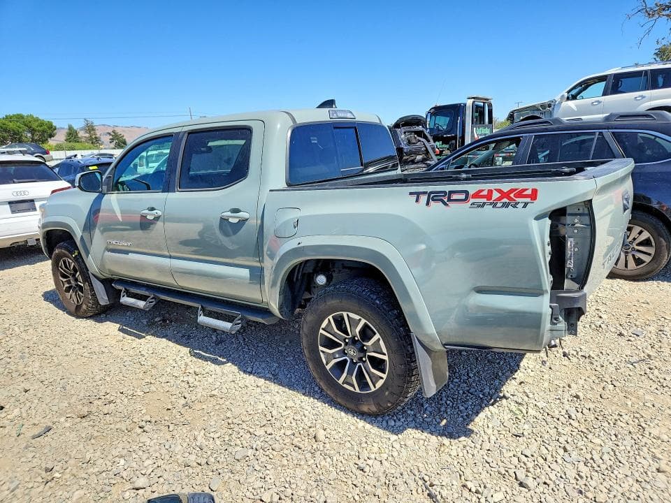2023 TOYOTA TACOMA TRD SPORT 2