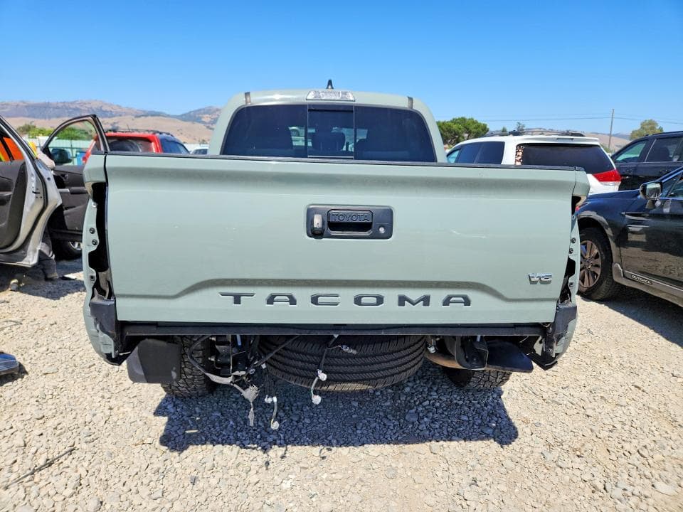 2023 TOYOTA TACOMA TRD SPORT 6
