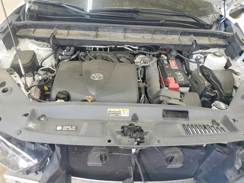 2020 TOYOTA HIGHLANDER LIMITED LIMITED 12