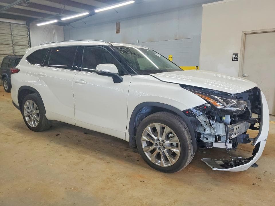 2020 TOYOTA HIGHLANDER LIMITED LIMITED 4