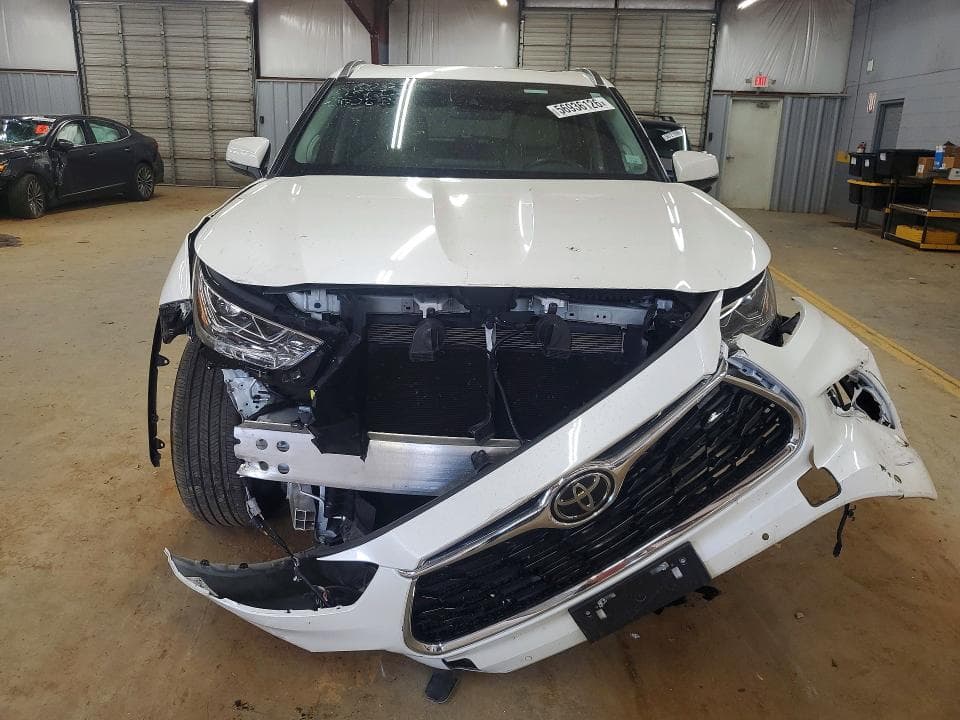 2020 TOYOTA HIGHLANDER LIMITED LIMITED 5