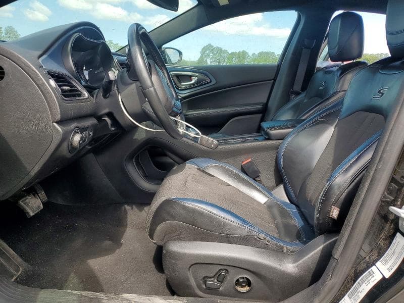 2016 CHRYSLER 200 S 7