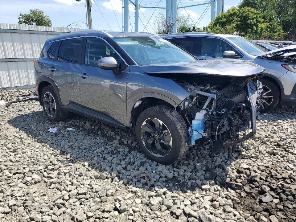 2024 NISSAN ROGUE SV 4