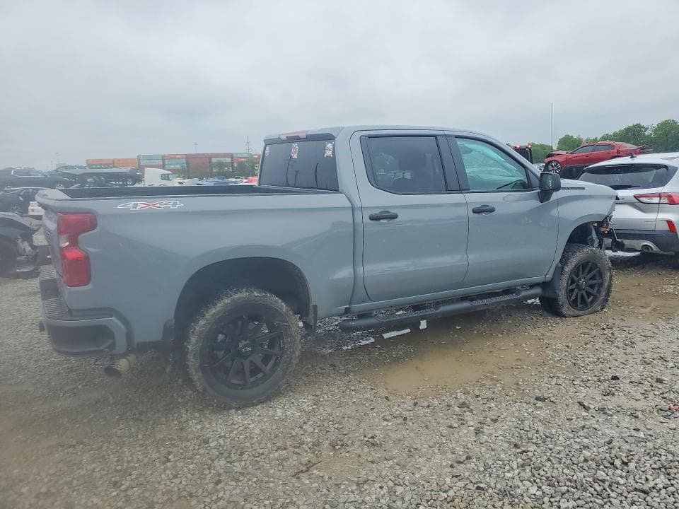 2025 CHEVROLET SILVERADO K1500 CUSTOM 3