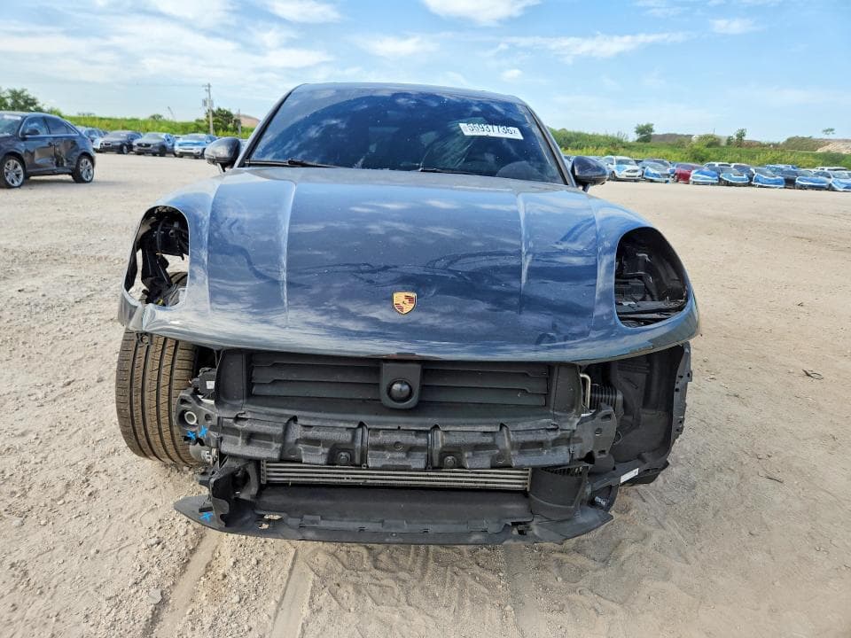 2024 PORSCHE MACAN BASE 5