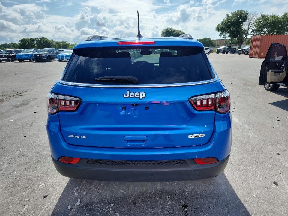 2022 JEEP COMPASS LATITUDE LUX 6