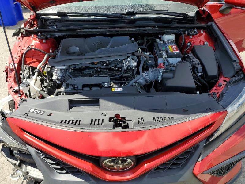 2022 TOYOTA CAMRY SE 11