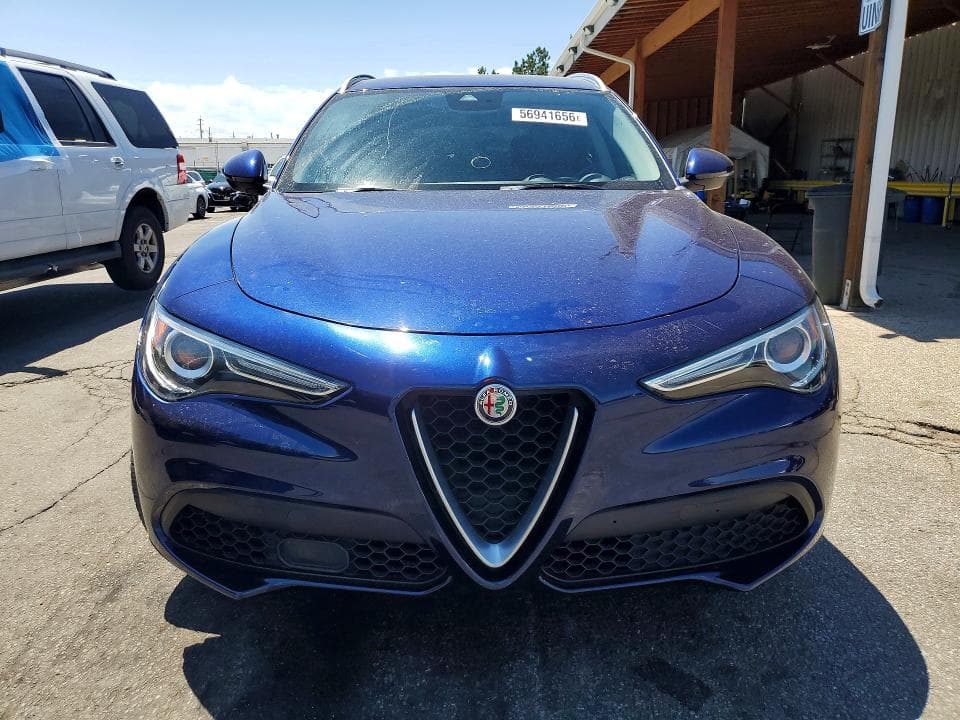 2018 ALFA ROMEO STELVIO 5